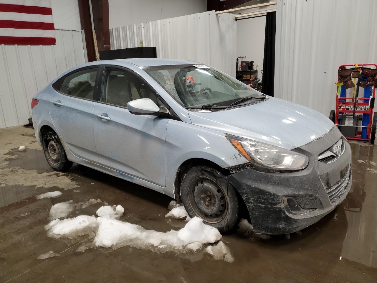 2012 HYUNDAI ACCENT GLS - Image 4
