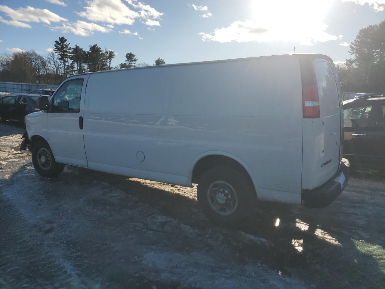2018 CHEVROLET EXPRESS G3 - Фото 2