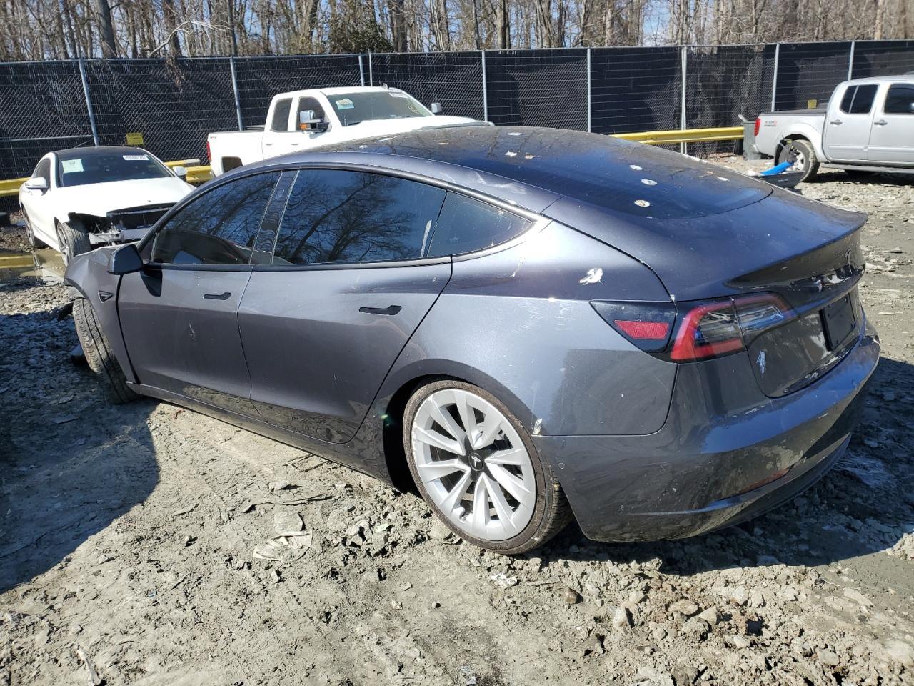 2021 TESLA MODEL 3 - Фото 2