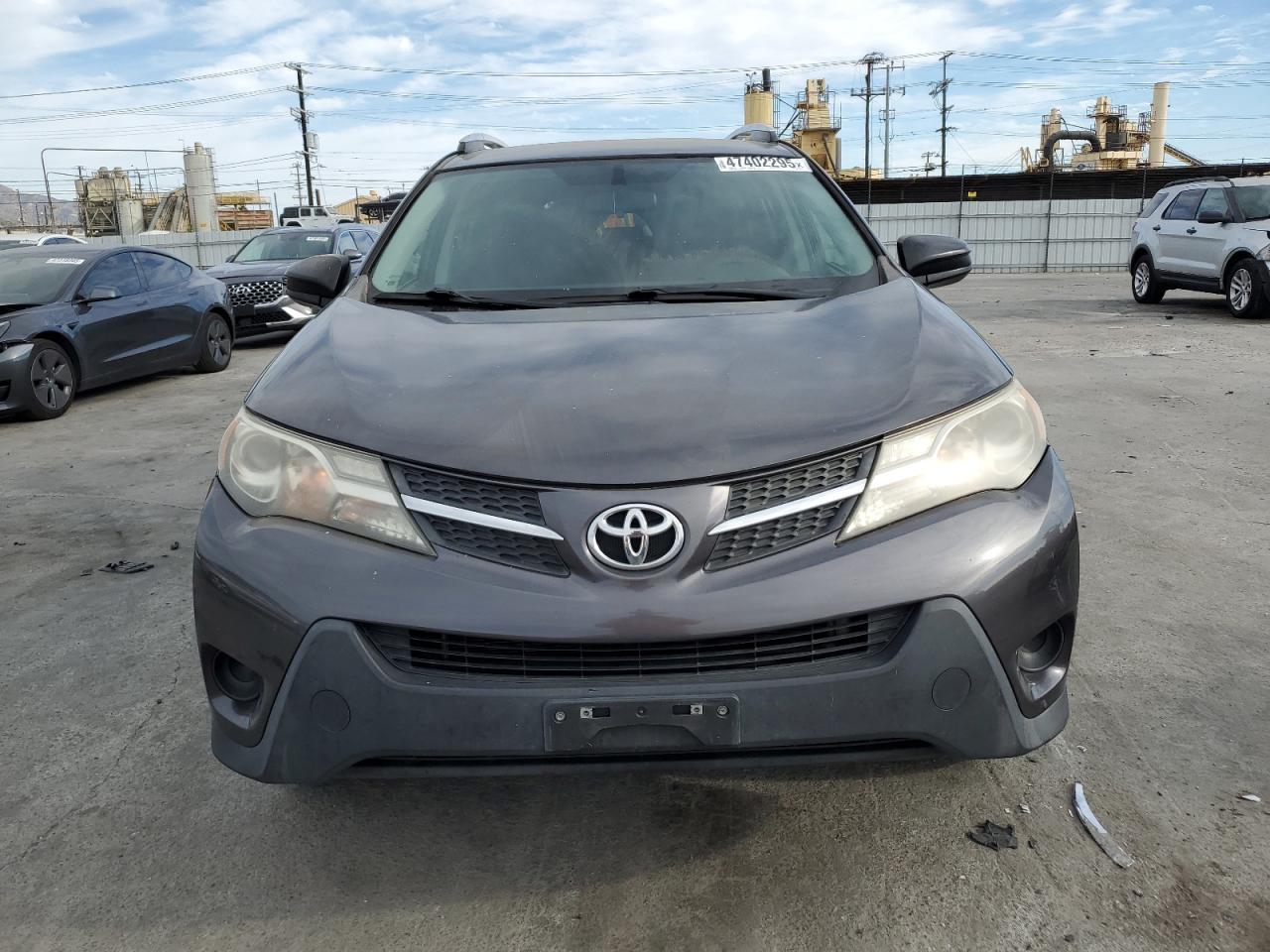2015 TOYOTA RAV4 LE - Фото 5
