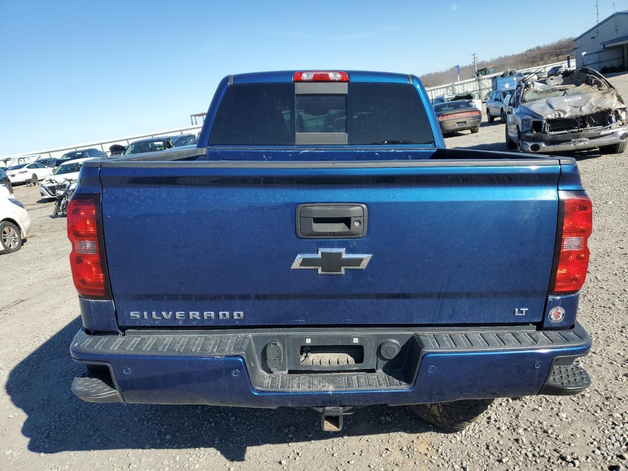 2017 CHEVROLET SILVERADO - Image 6