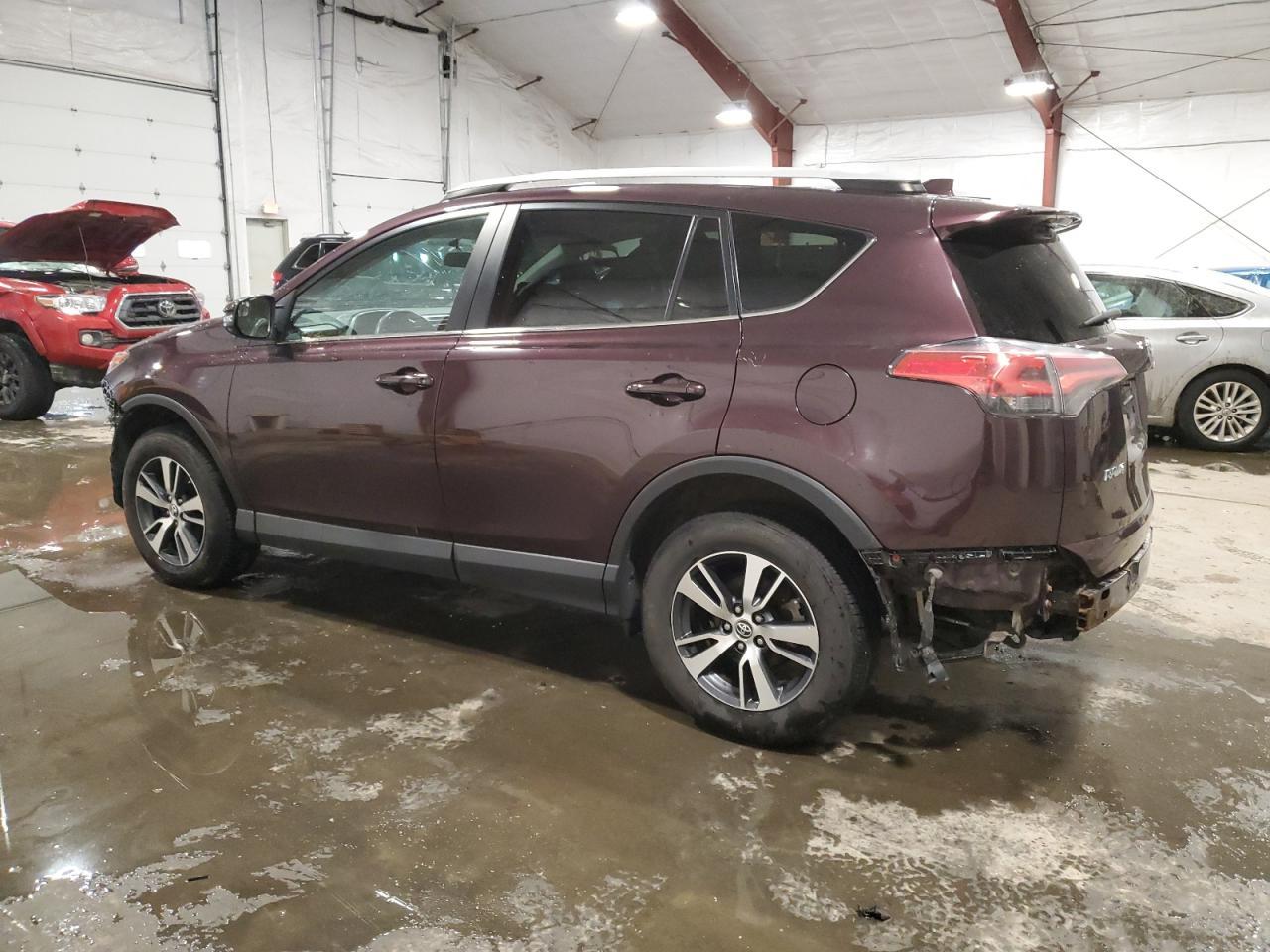 2016 TOYOTA RAV4 XLE - Фото 2