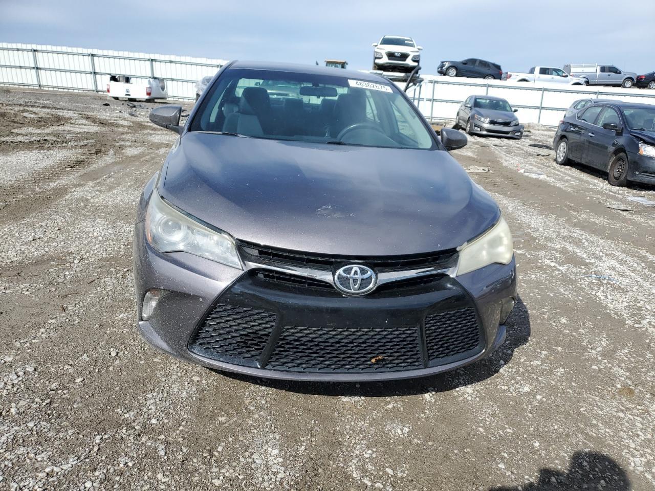 2017 TOYOTA CAMRY LE - Image 5