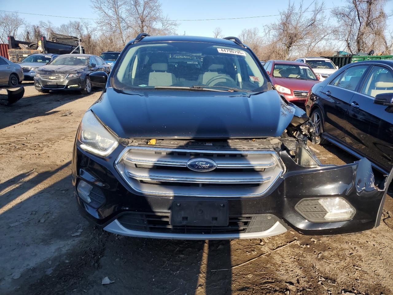 2017 FORD ESCAPE SE - Image 5