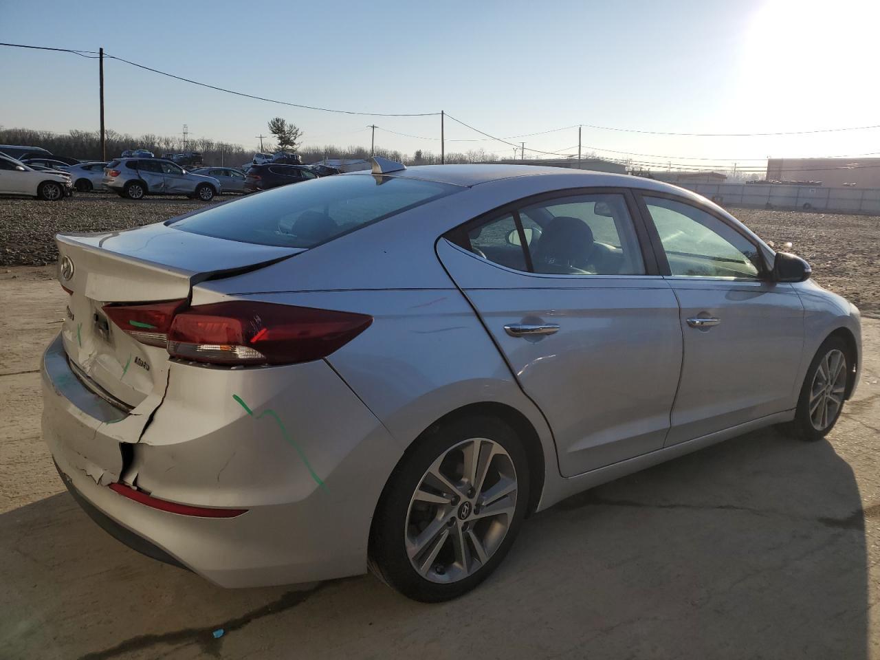2017 HYUNDAI ELANTRA SE - Фото 3