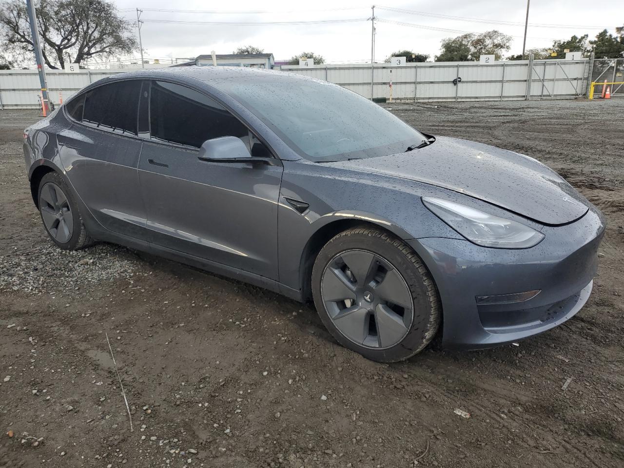 2023 TESLA MODEL 3 - Фото 4