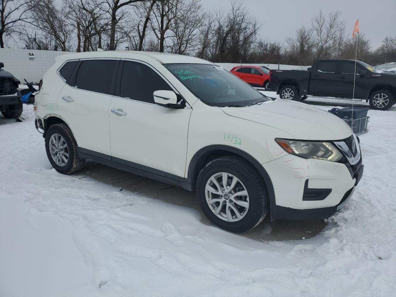 2018 NISSAN ROGUE S - Image 4