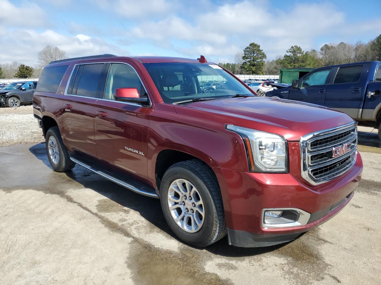 2016 GMC YUKON XL C - Фото 4