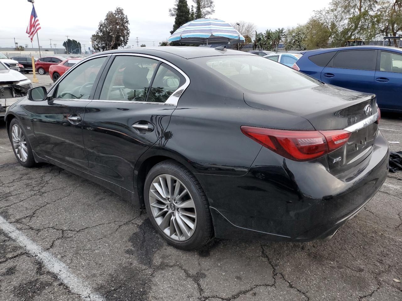 2018 INFINITI Q50 LUXE - Image 2