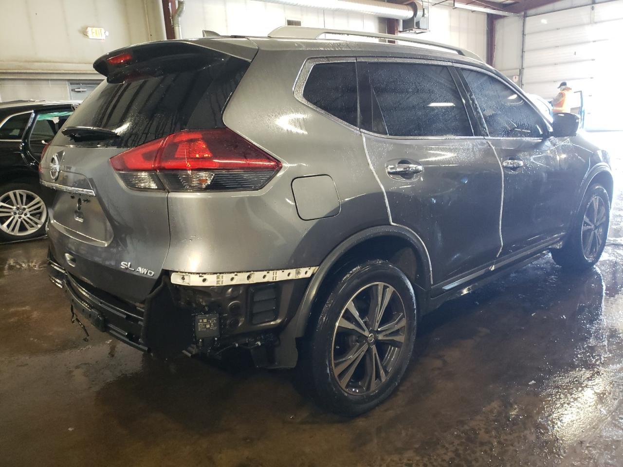 2018 NISSAN ROGUE S - Фото 3