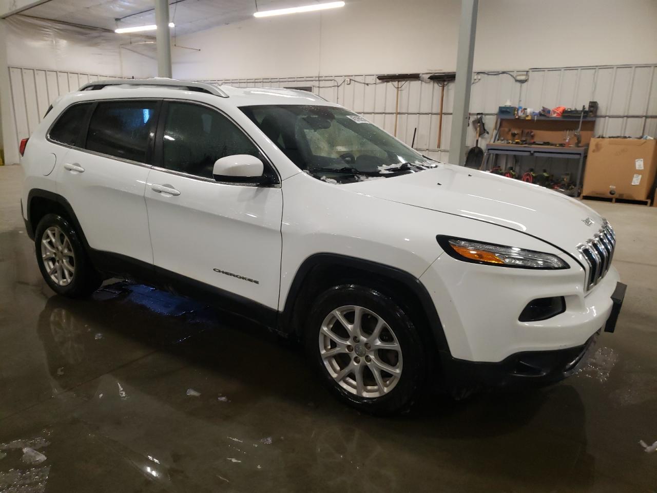 2017 JEEP CHEROKEE L - Image 4