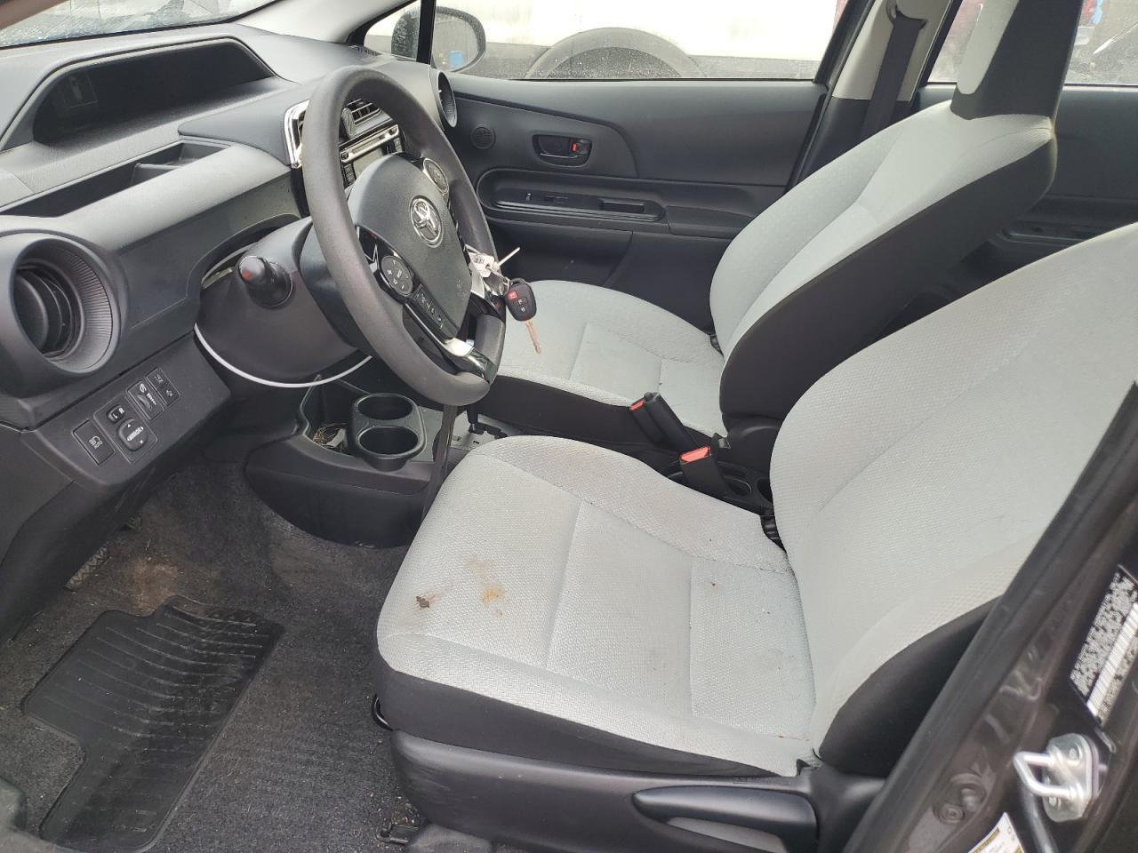2018 TOYOTA PRIUS C - Image 7
