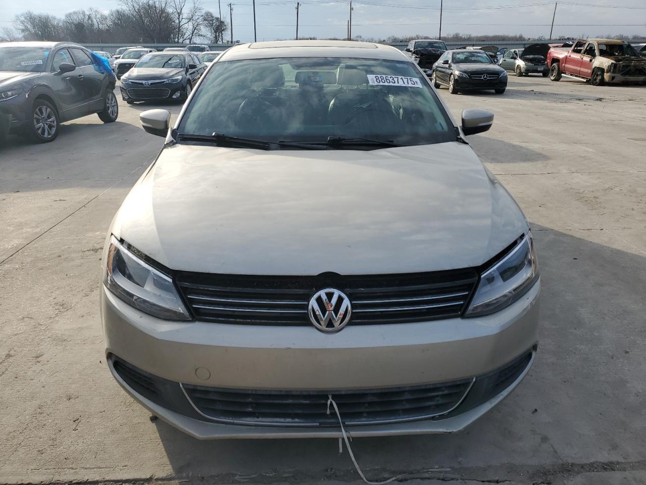 2013 VOLKSWAGEN JETTA TDI - Фото 5