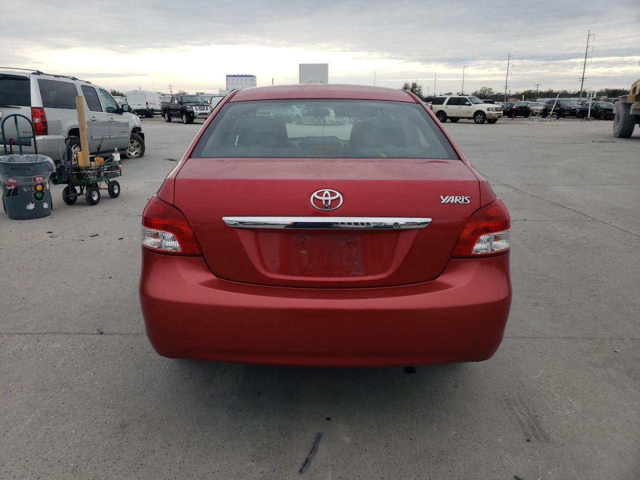 2012 TOYOTA YARIS - Фото 6