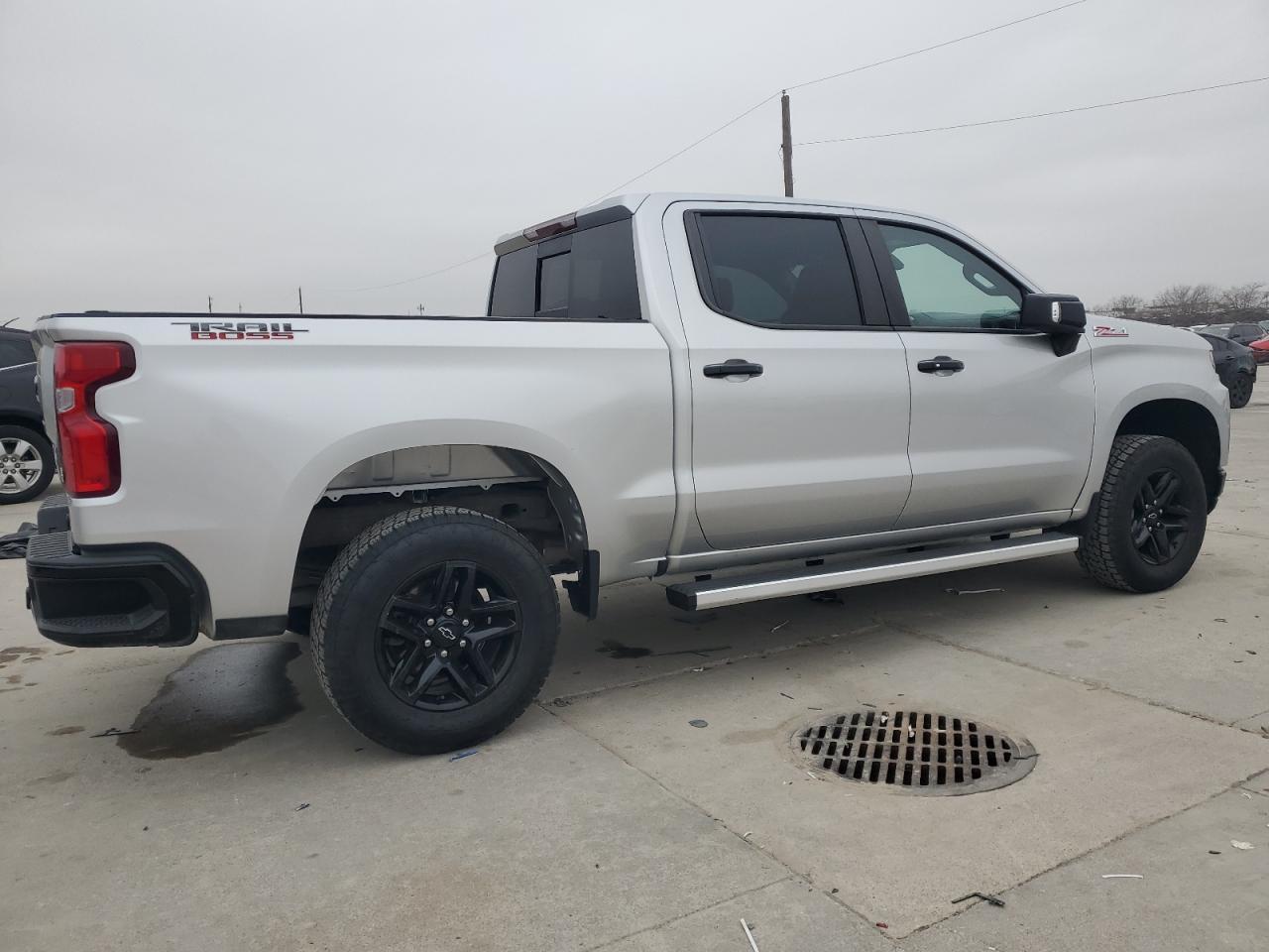 2021 CHEVROLET SILVERADO - Фото 3