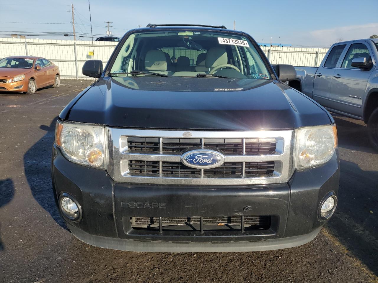 2012 FORD ESCAPE XLT - Image 5