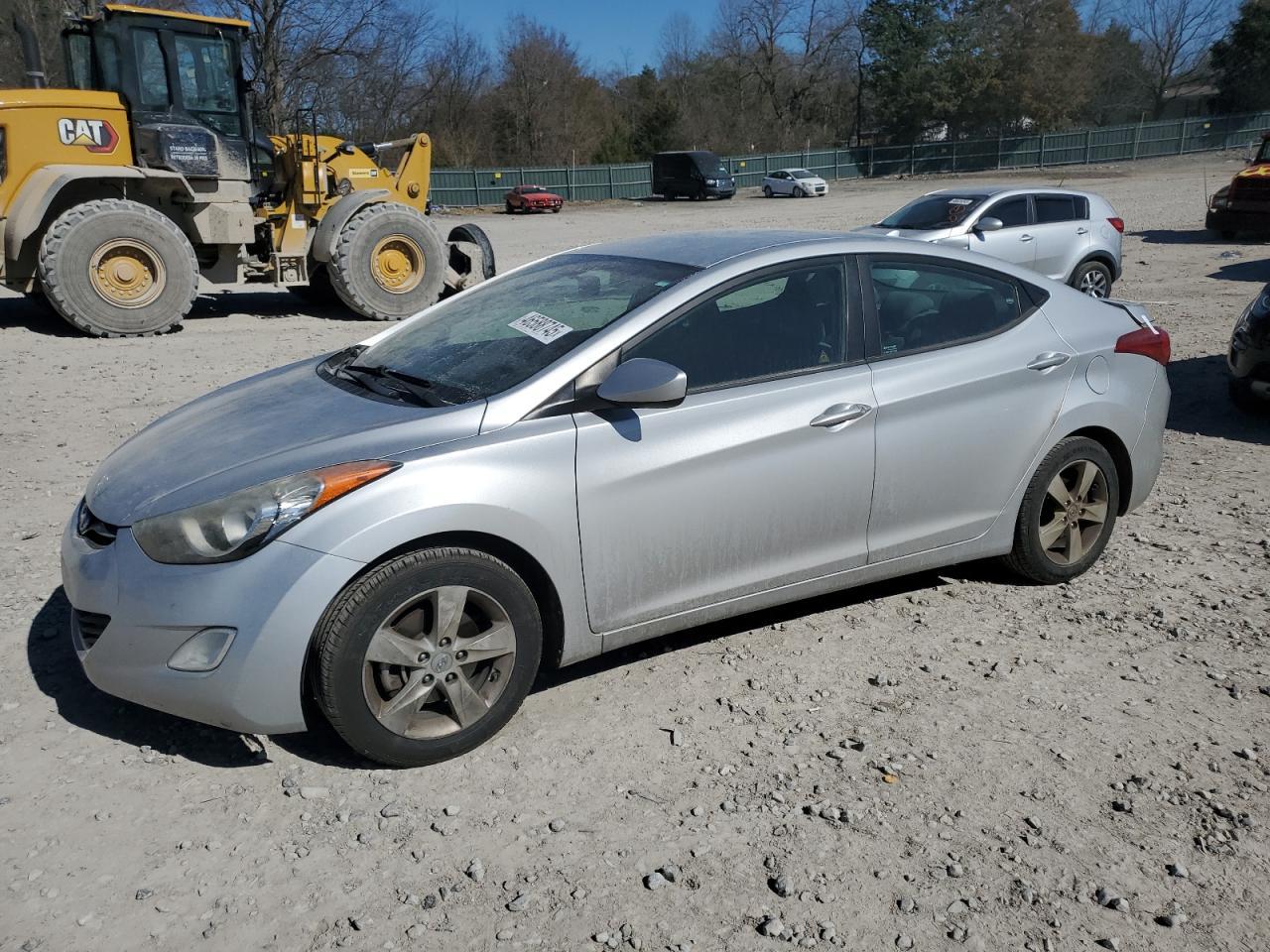 2013 HYUNDAI ELANTRA GL