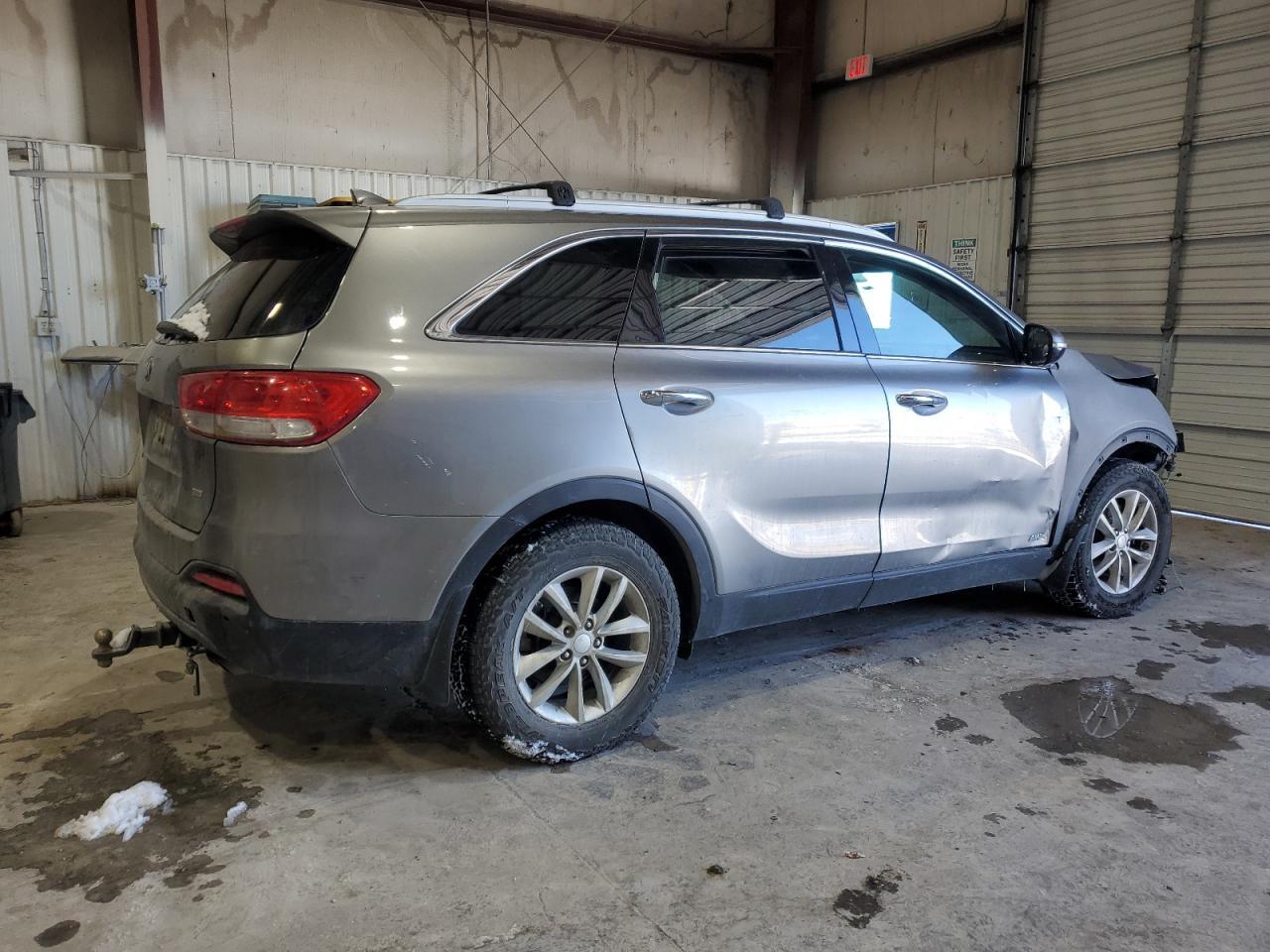 2016 KIA SORENTO LX - Image 3