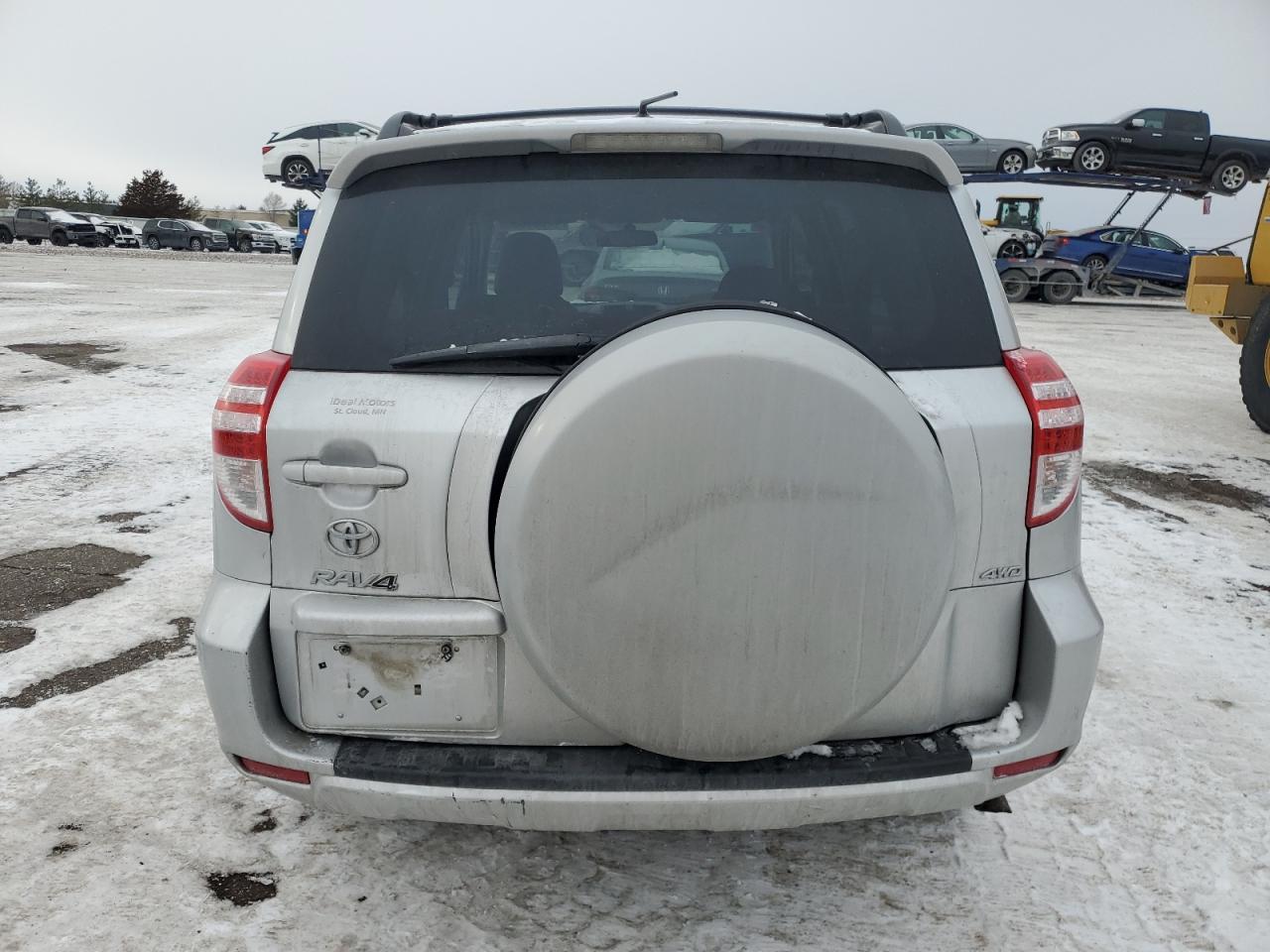 2011 TOYOTA RAV4 - Фото 6