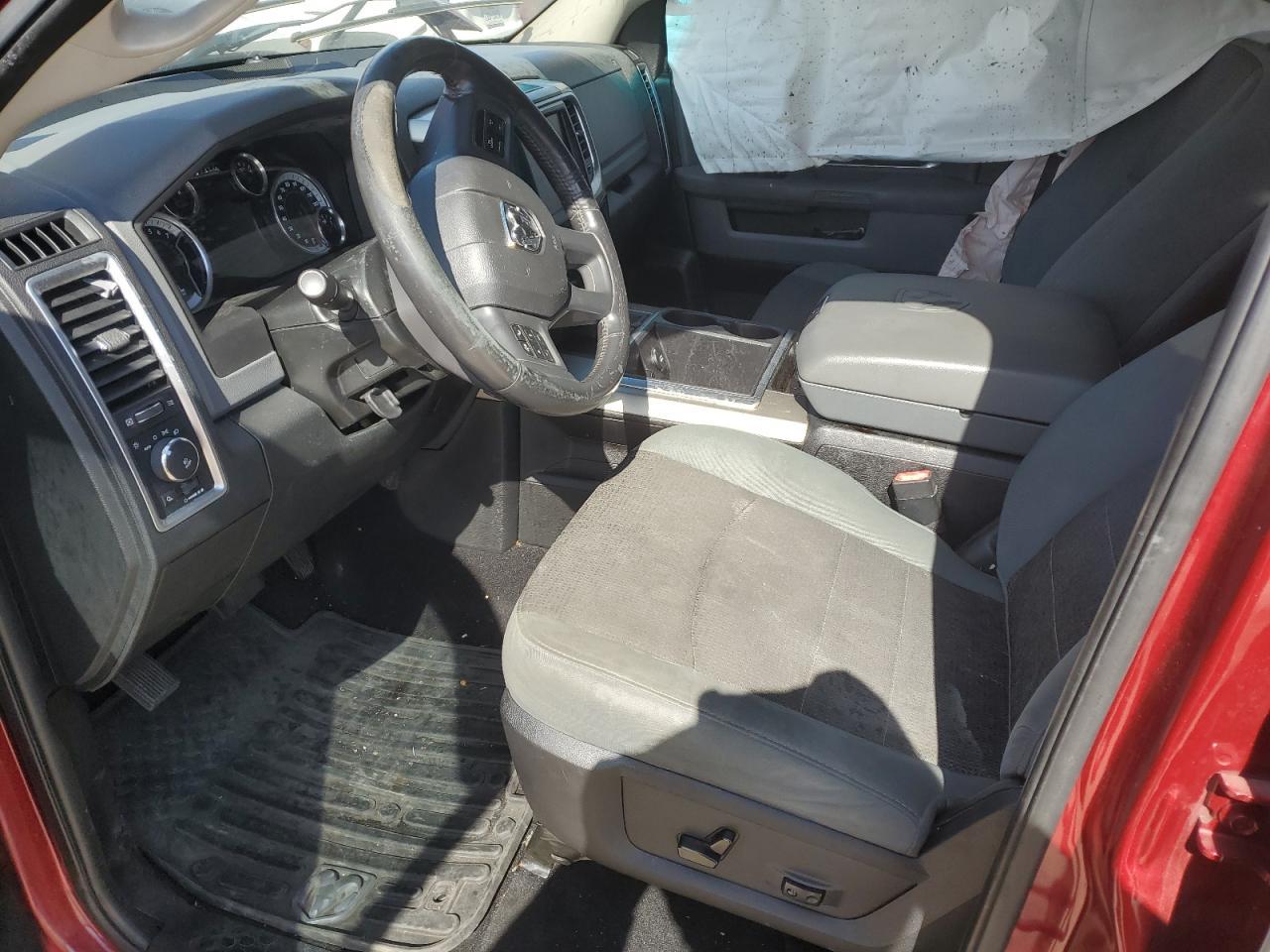 2015 RAM 1500 SLT - Image 7