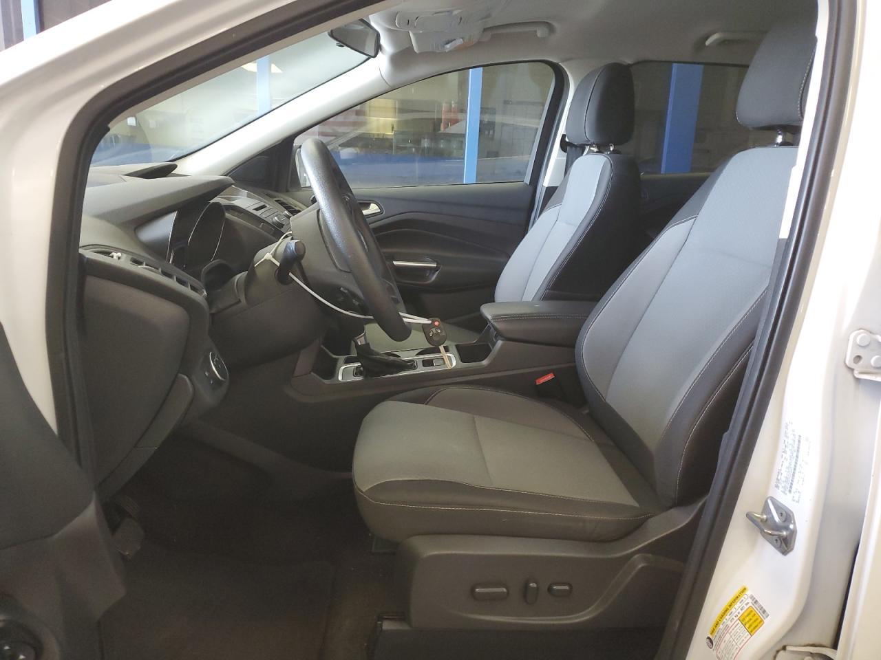 2017 FORD ESCAPE SE - Фото 7
