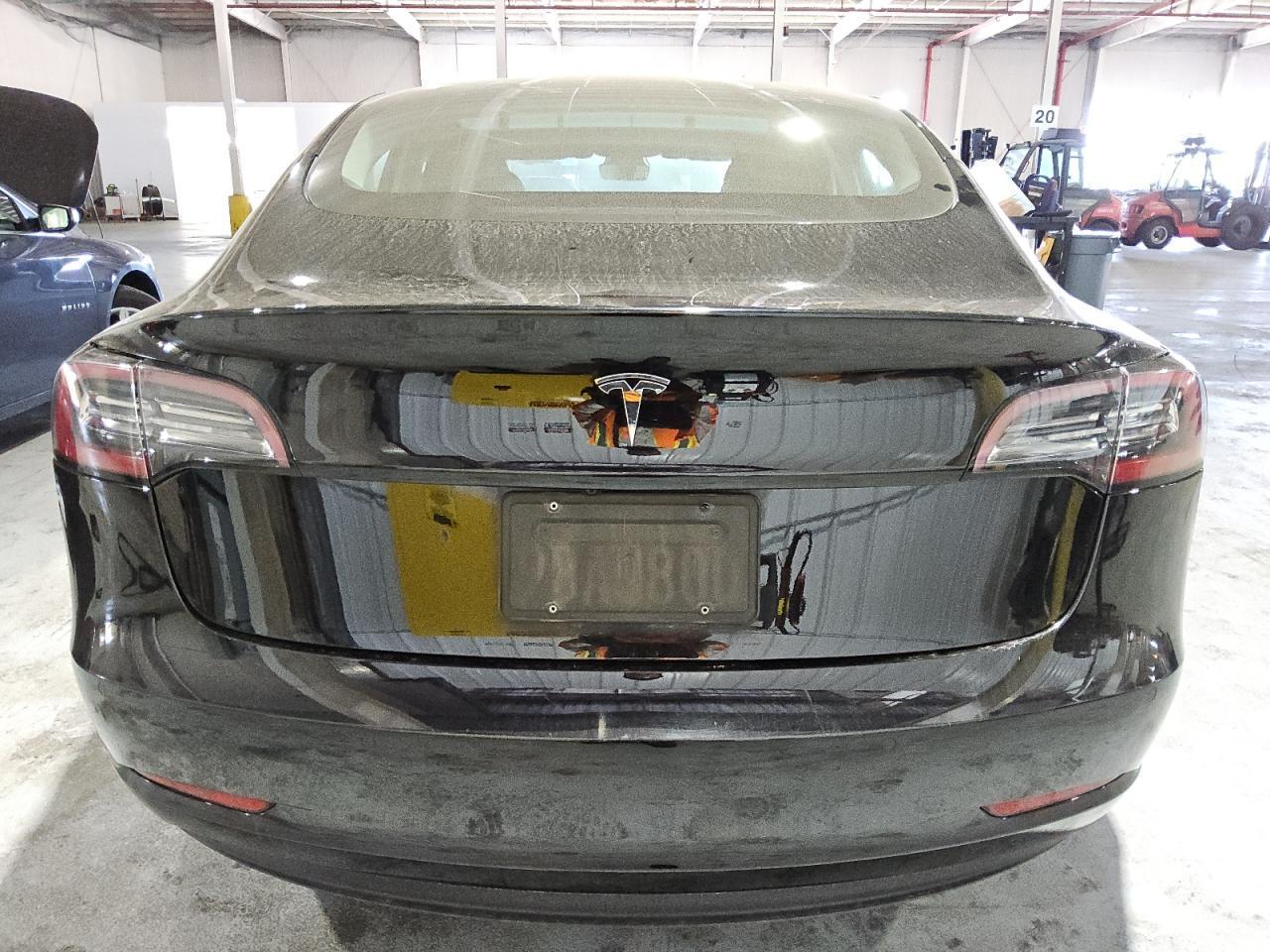 2022 TESLA MODEL 3 - Image 6