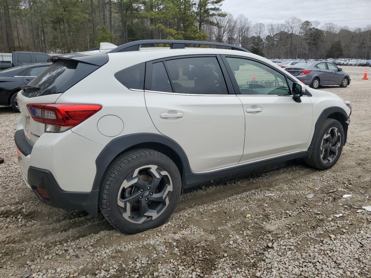 2021 SUBARU CROSSTREK - Фото 3