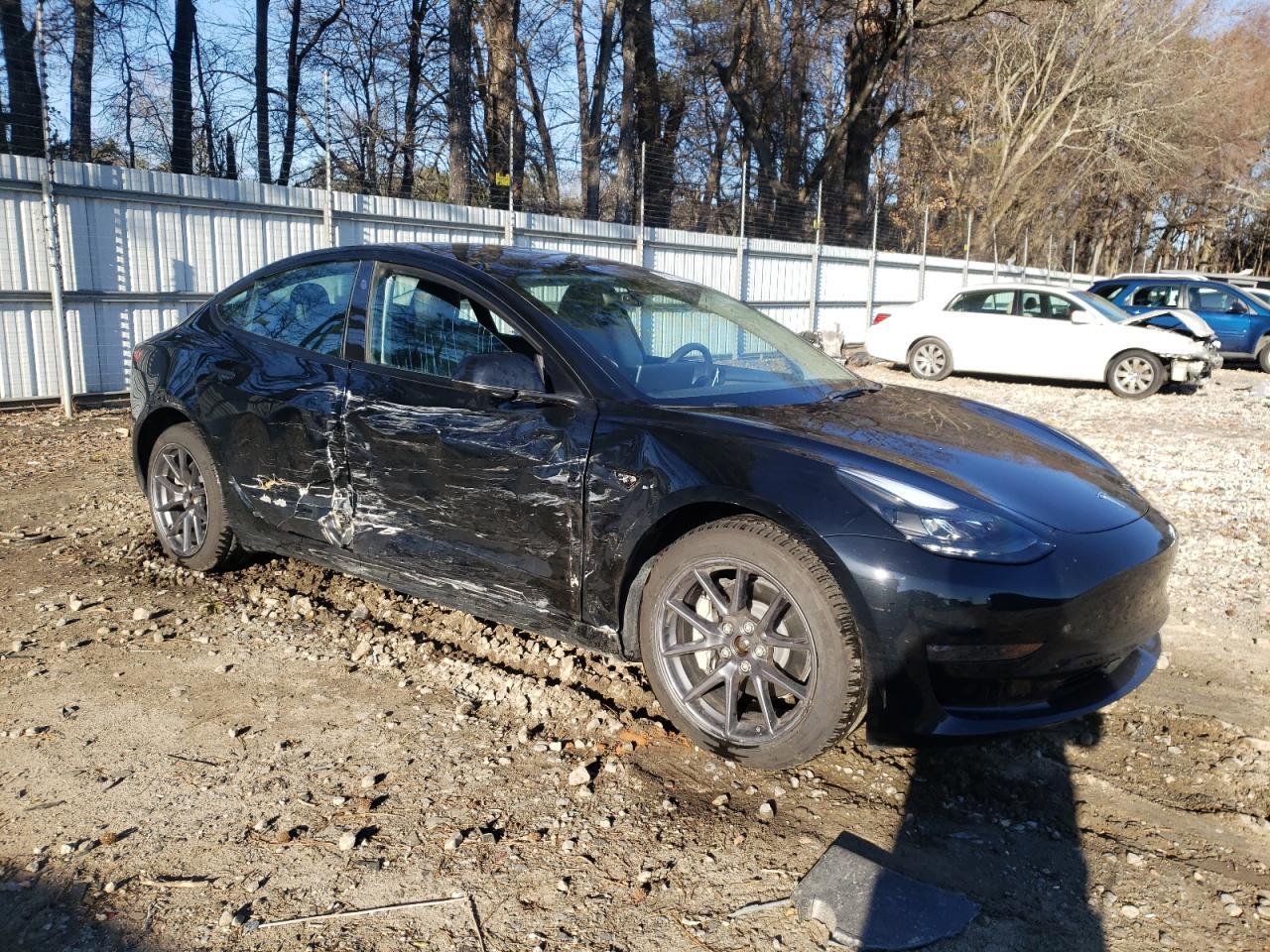 2023 TESLA MODEL 3 - Фото 4