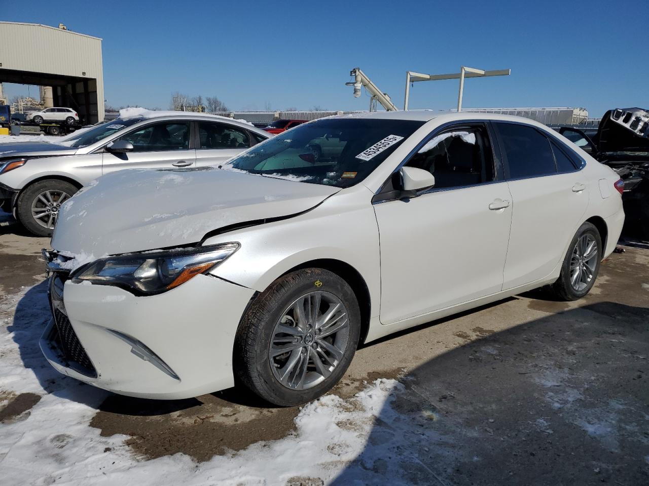 2016 TOYOTA CAMRY LE