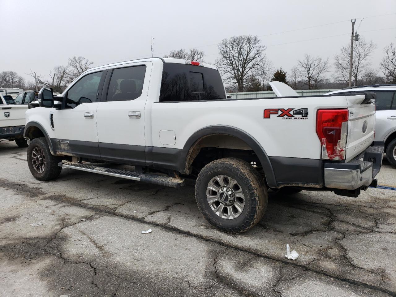 2017 FORD F250 SUPER - Image 2