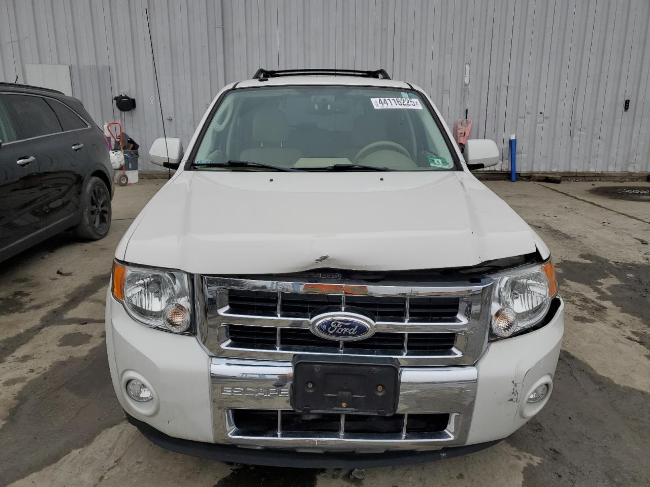 2012 FORD ESCAPE LIM - Image 5