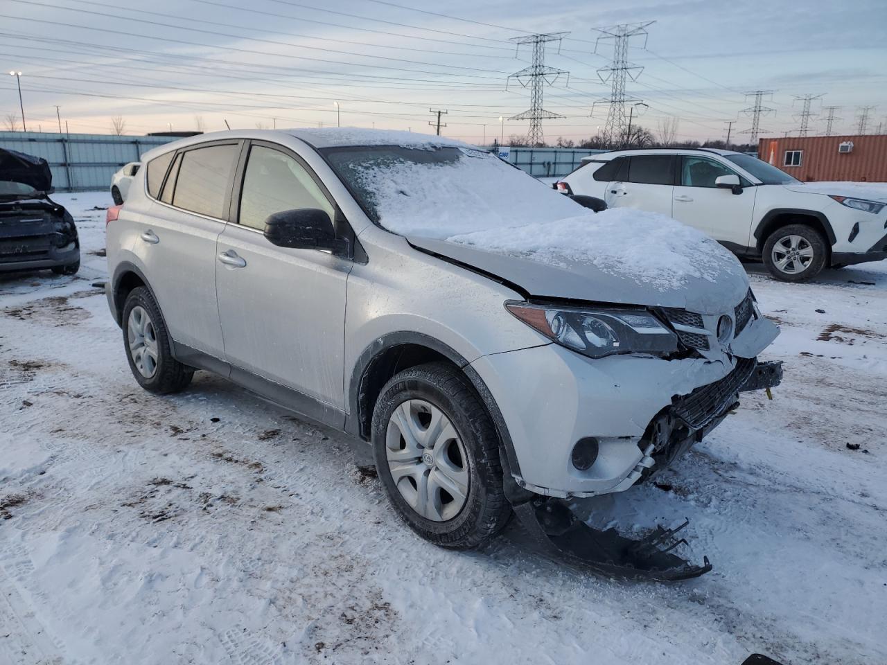 2014 TOYOTA RAV4 LE - Фото 4