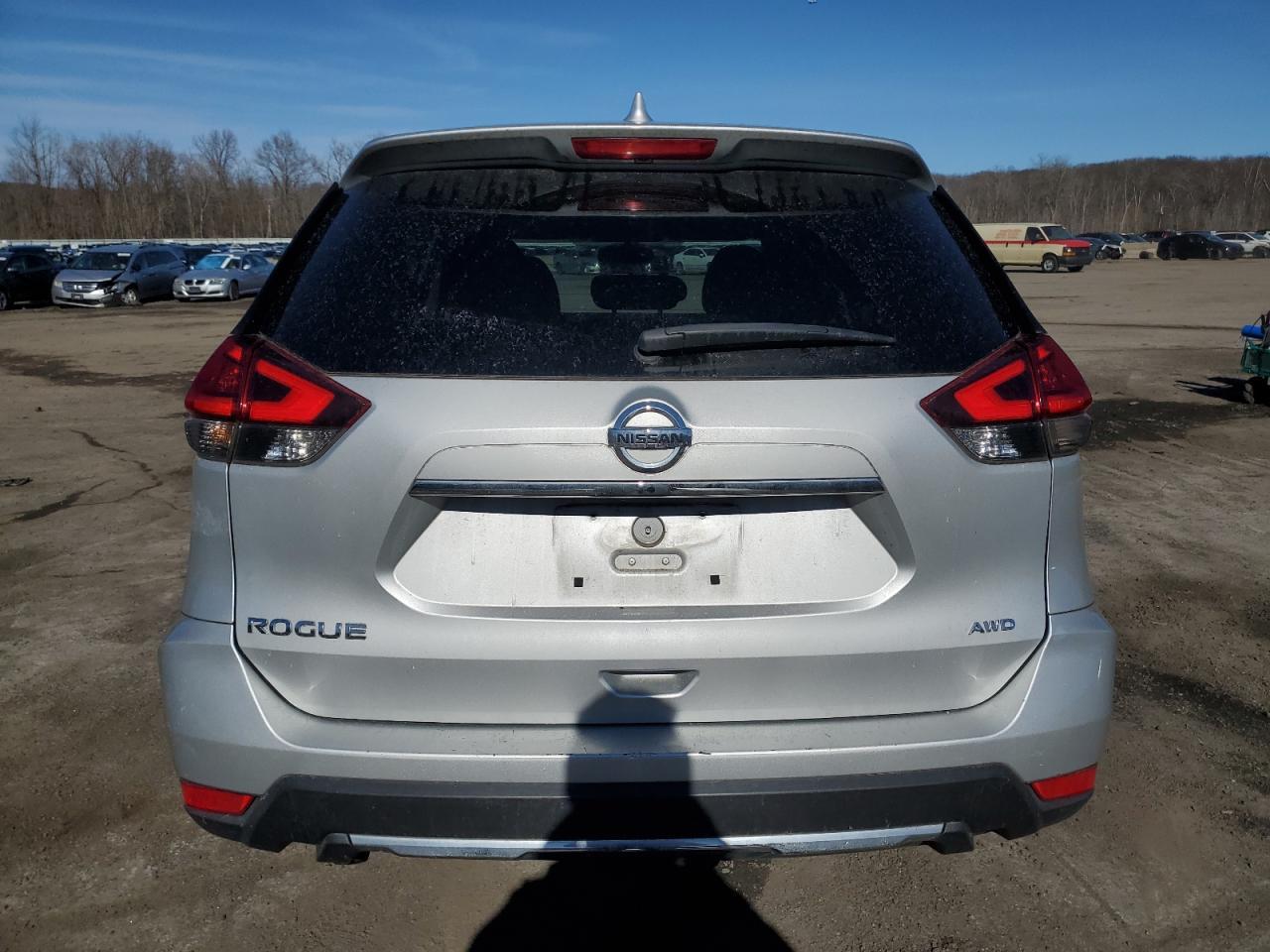 2017 NISSAN ROGUE S - Фото 6