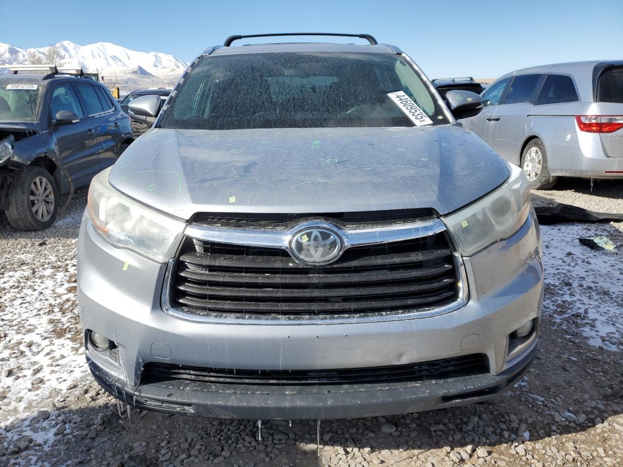 2015 TOYOTA HIGHLANDER - Image 5