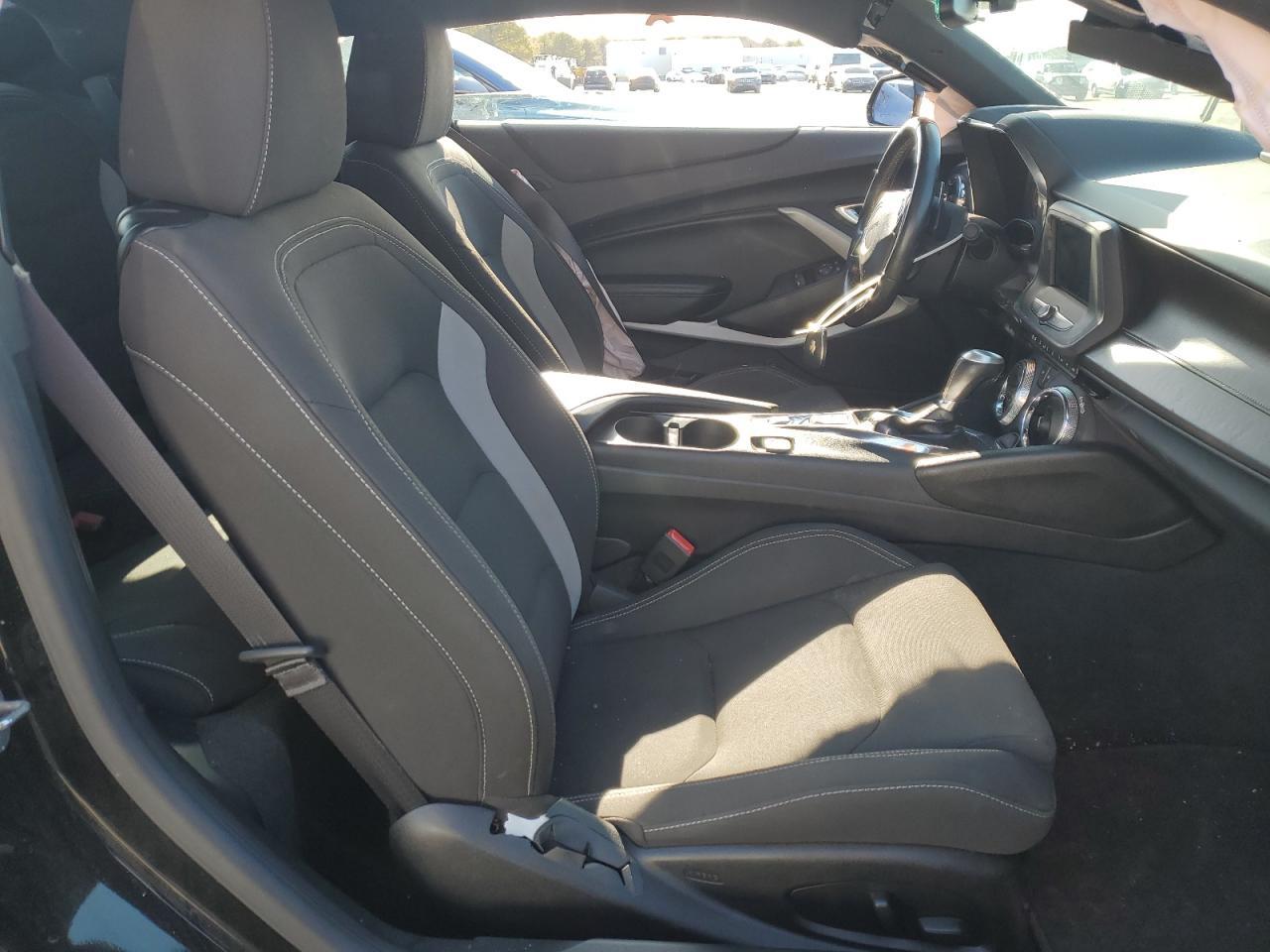 2019 CHEVROLET CAMARO LS - Фото 7