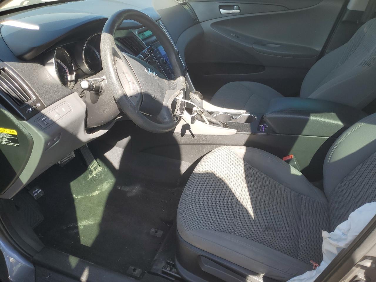 2013 HYUNDAI SONATA GLS - Image 7