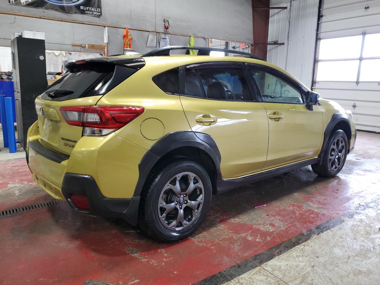 2021 SUBARU CROSSTREK - Фото 3