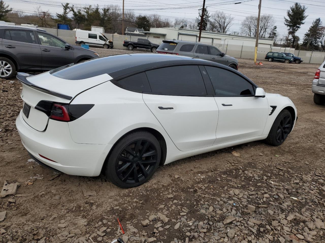 2022 TESLA MODEL 3 - Image 3