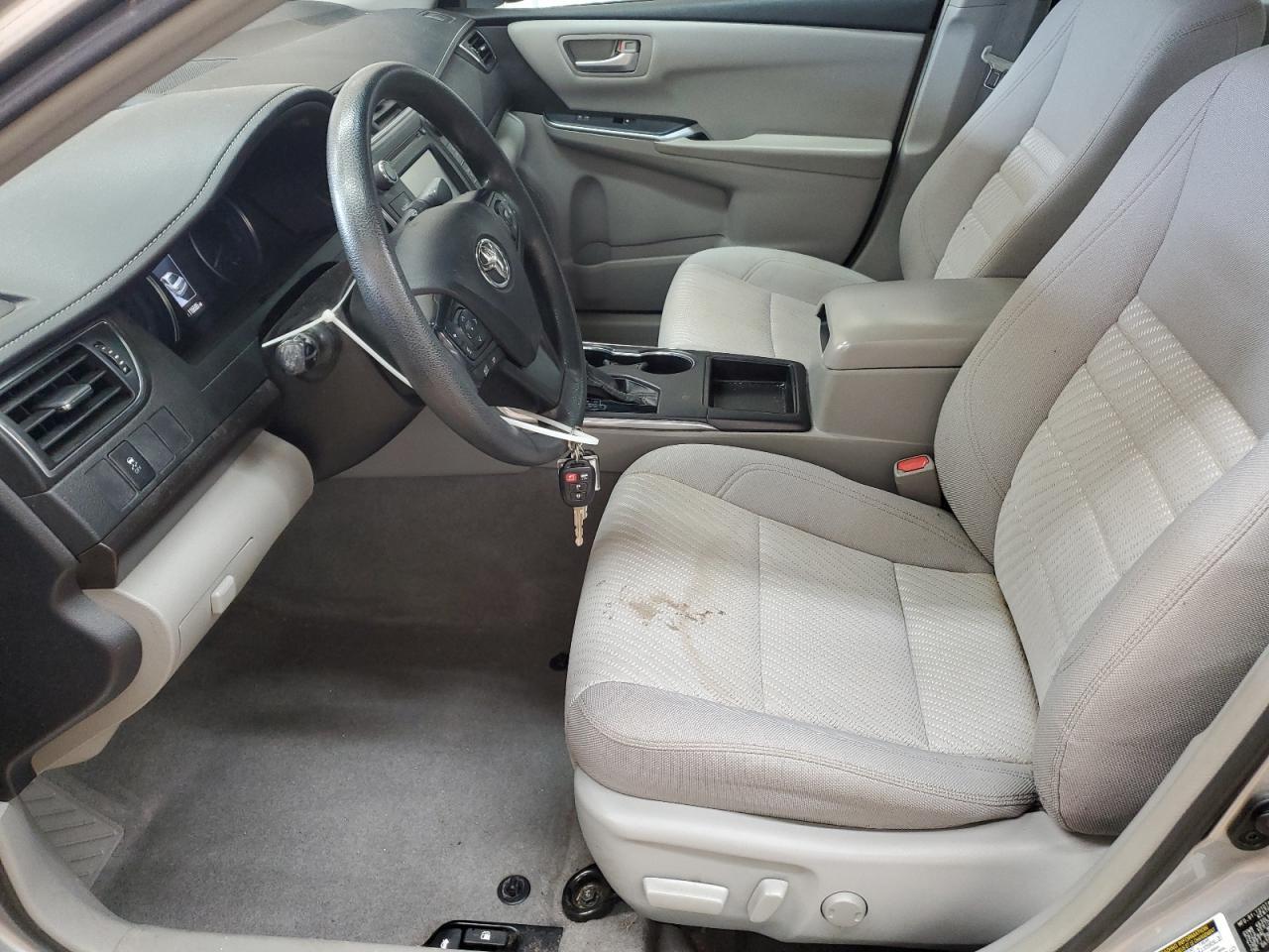 2017 TOYOTA CAMRY LE - Фото 7