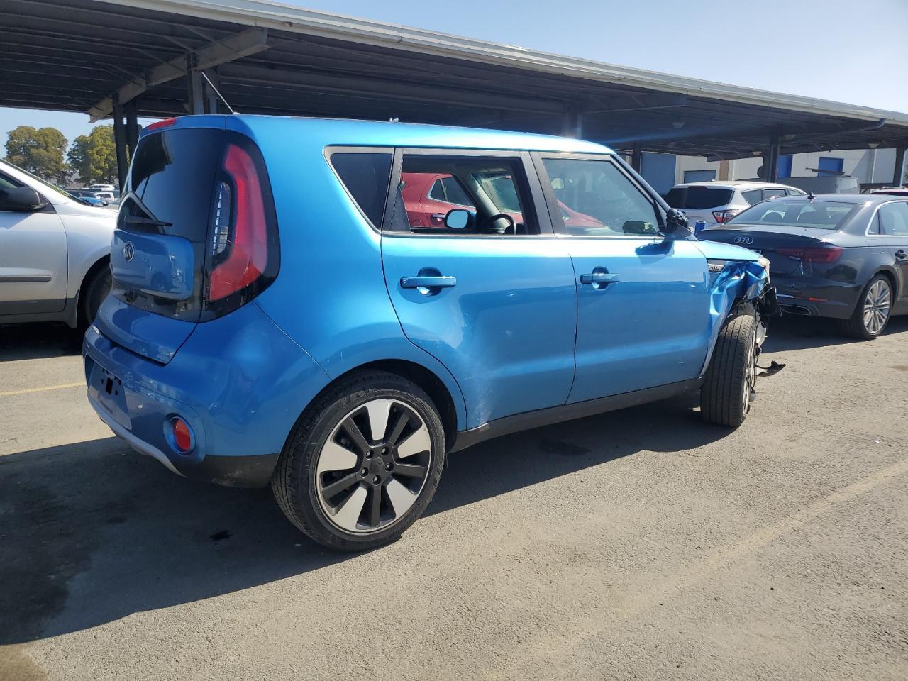 2019 KIA SOUL + - Image 3