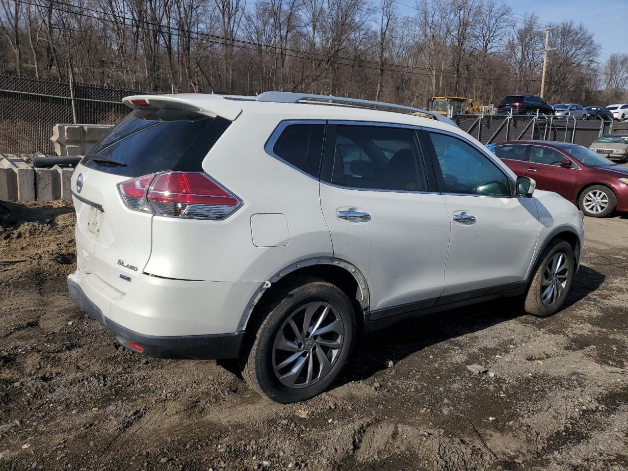 2014 NISSAN ROGUE S - Фото 3