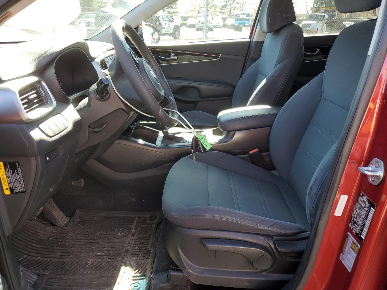 2017 KIA SORENTO LX - Фото 7