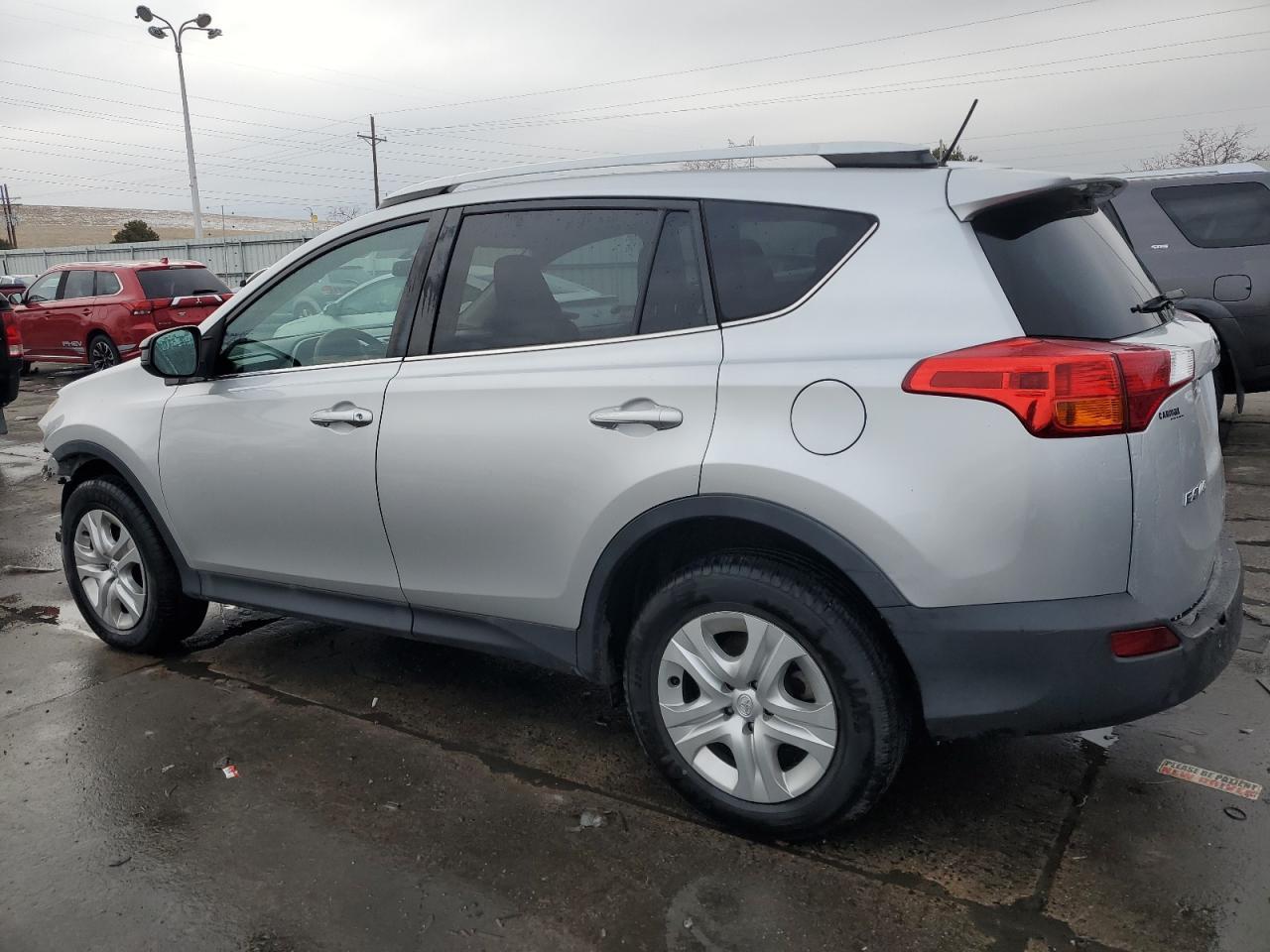 2015 TOYOTA RAV4 LE - Фото 2