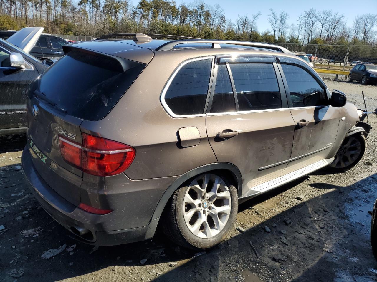 2013 BMW X5 XDRIVE3 - Image 3
