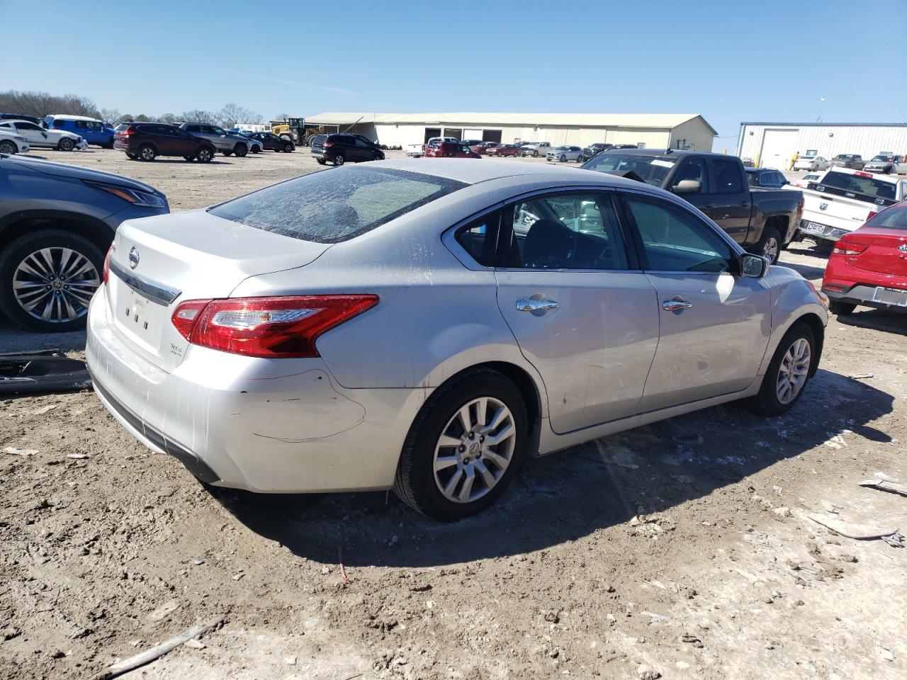 2016 NISSAN ALTIMA 2.5 - Фото 3