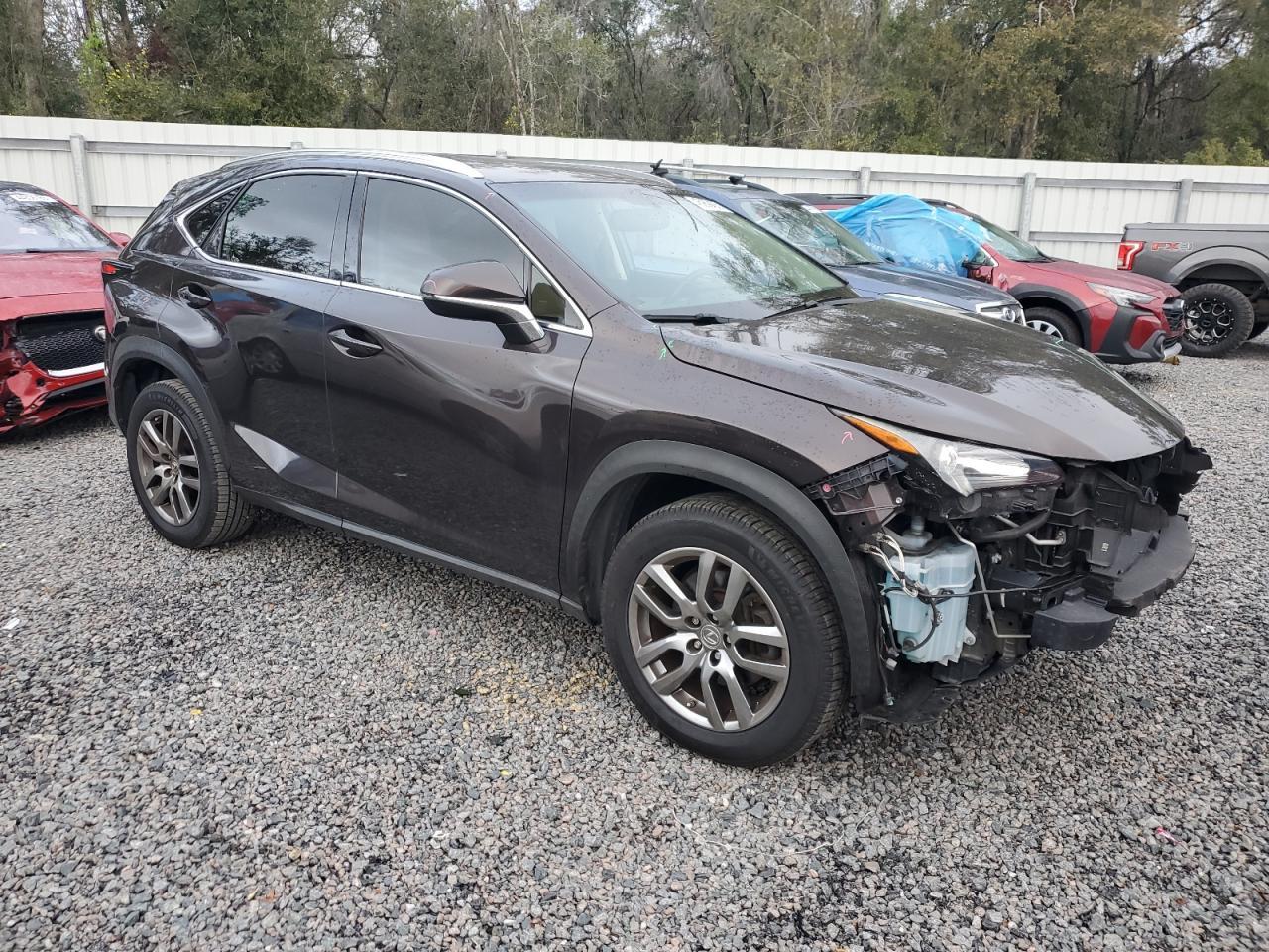 2015 LEXUS NX 200T - Фото 4