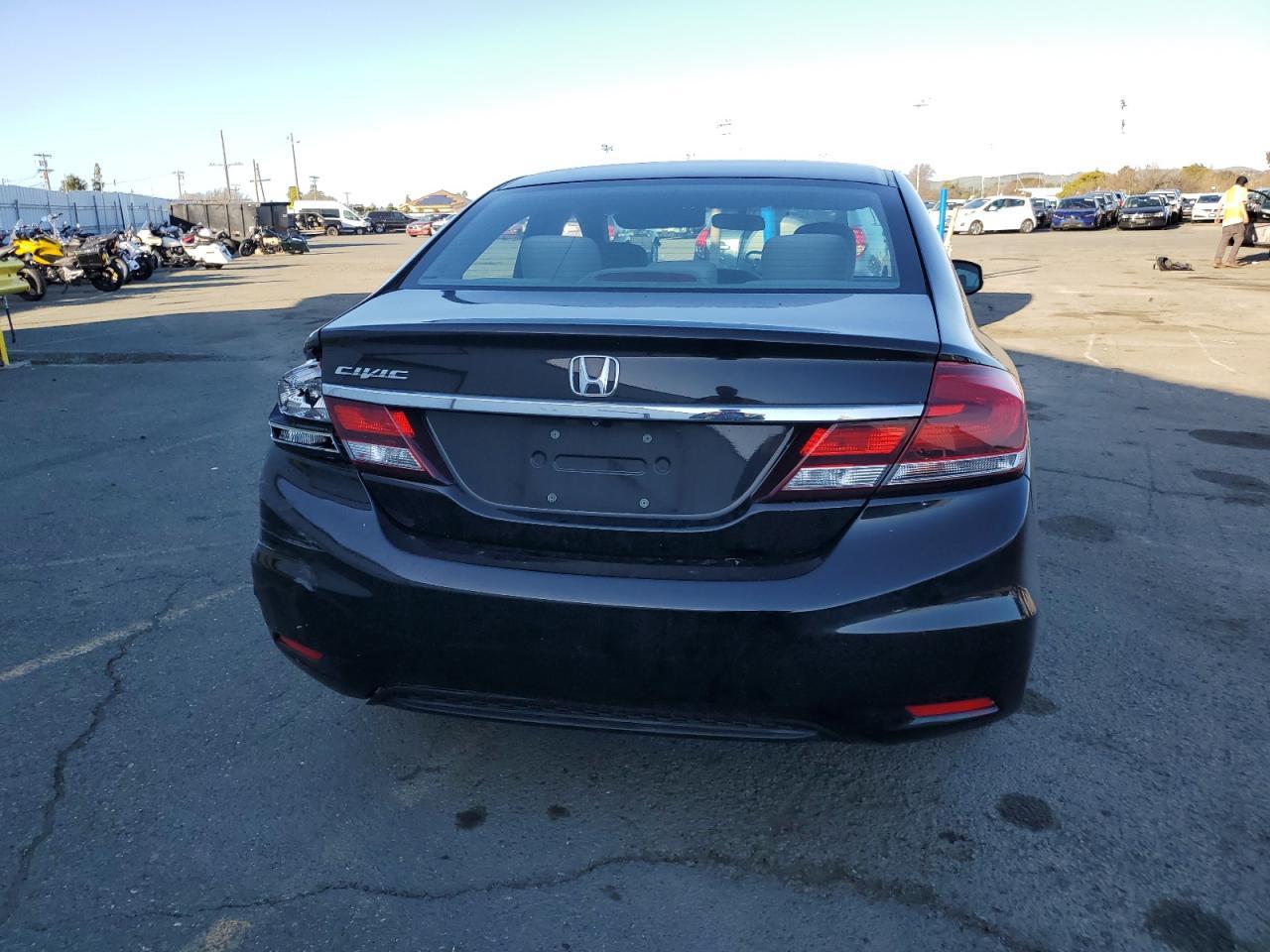 2013 HONDA CIVIC LX - Фото 6