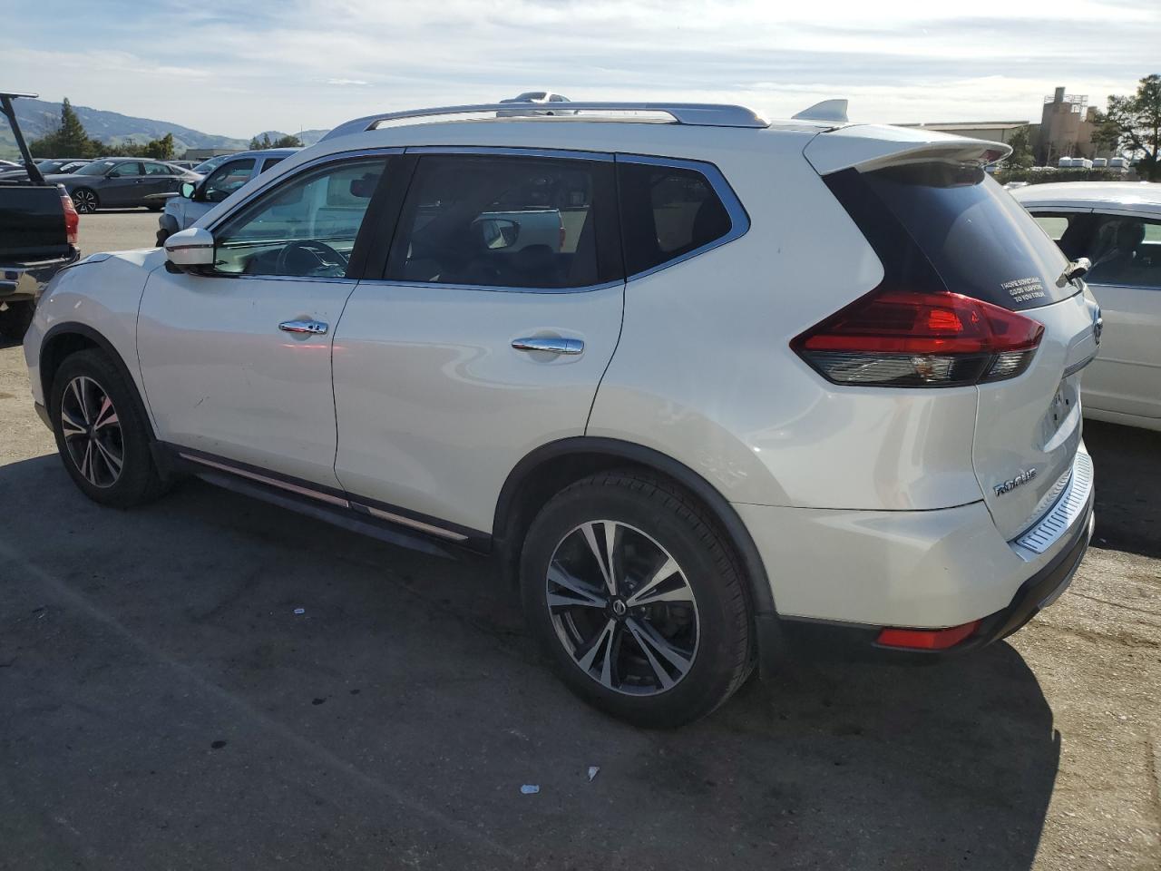 2017 NISSAN ROGUE S - Image 2