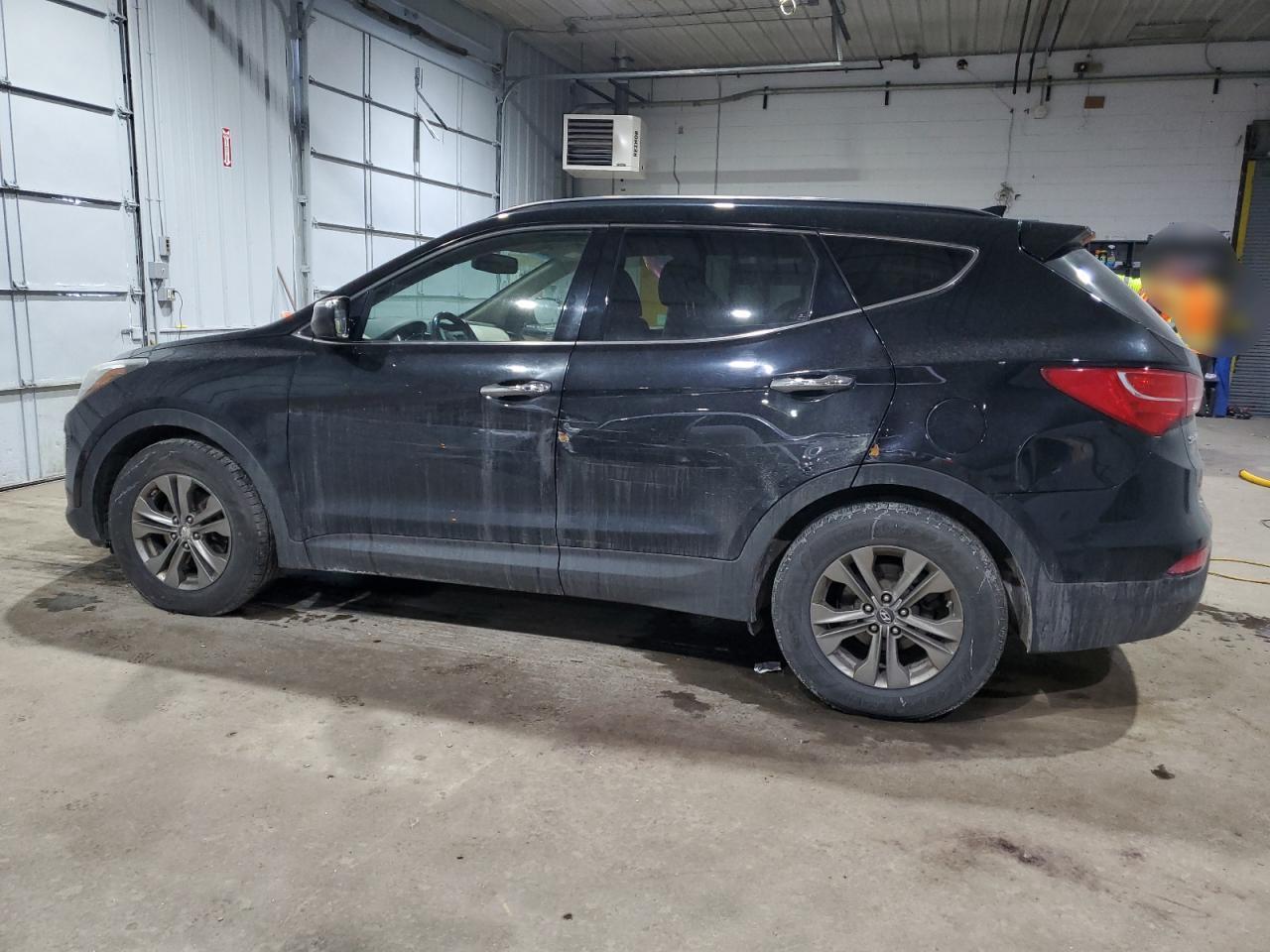 2013 HYUNDAI SANTA FE S - Image 2