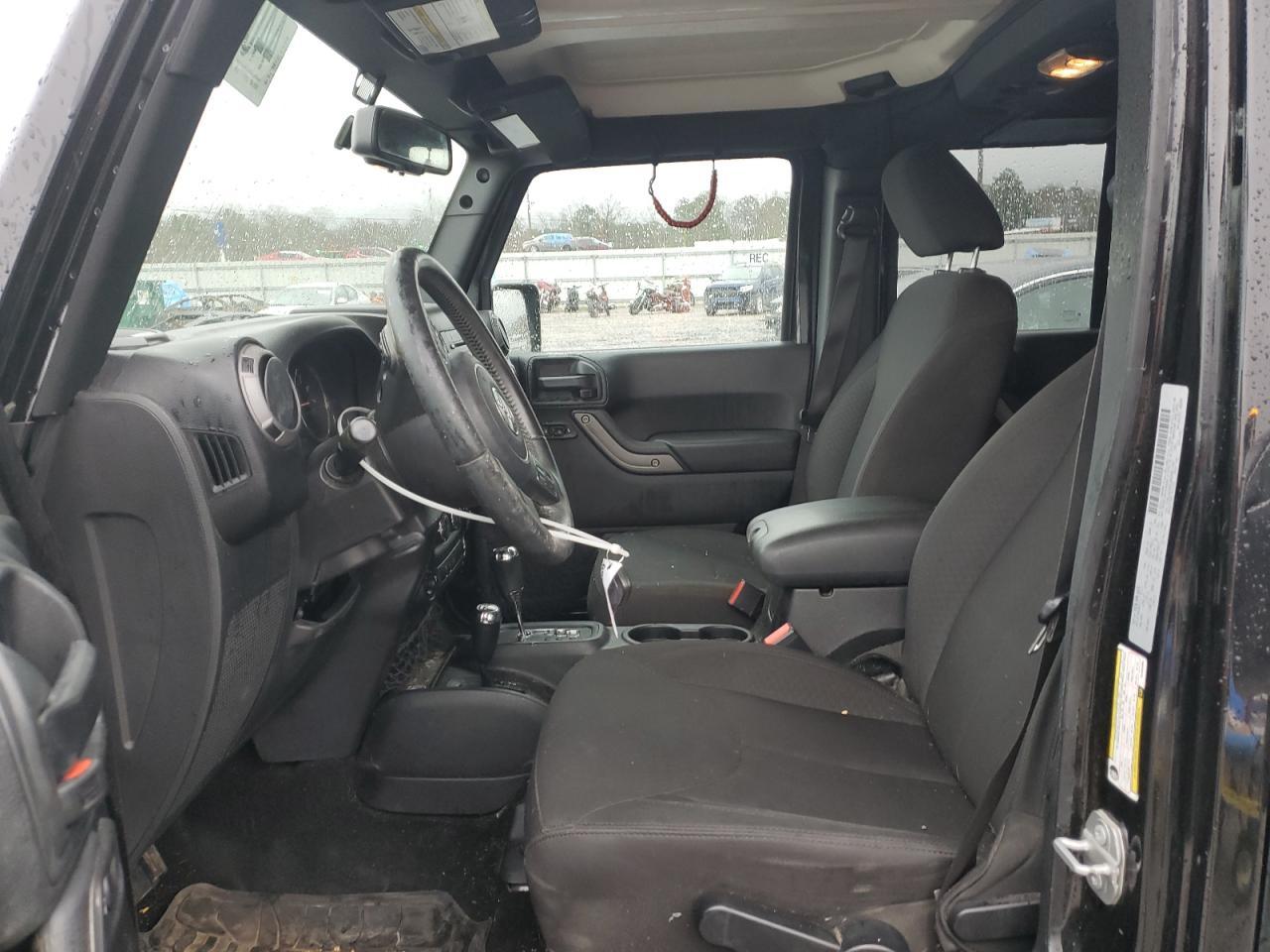2017 JEEP WRANGLER U - Image 7
